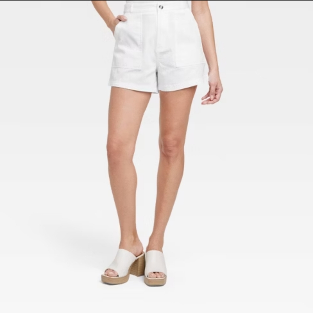 New Universal Thread White High-rise Utility SHORTS Plus Size Size 16